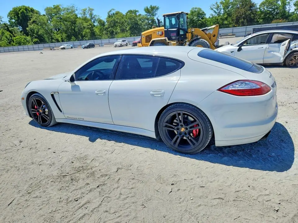 2013 PORSCHE PANAMERA GTS  