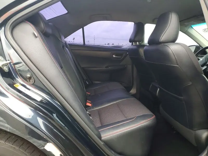 2017 TOYOTA CAMRY LE  