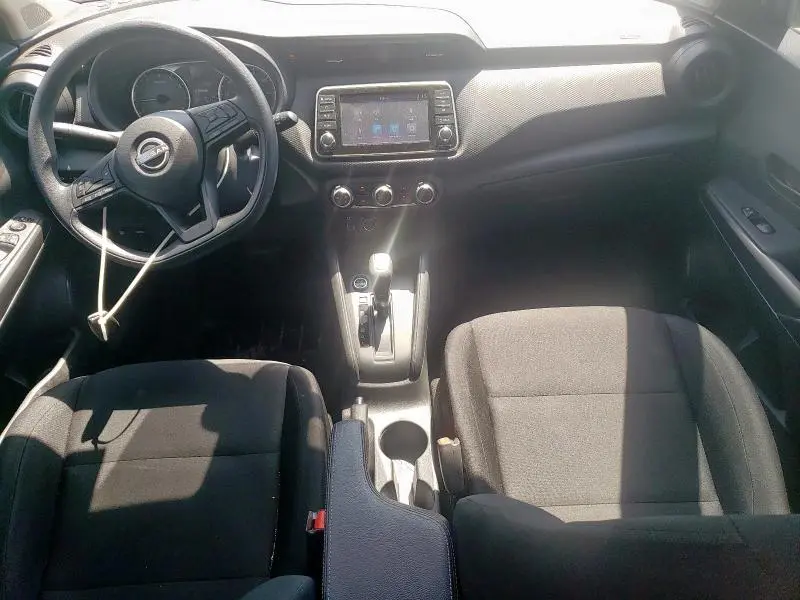 2023 NISSAN KICKS S