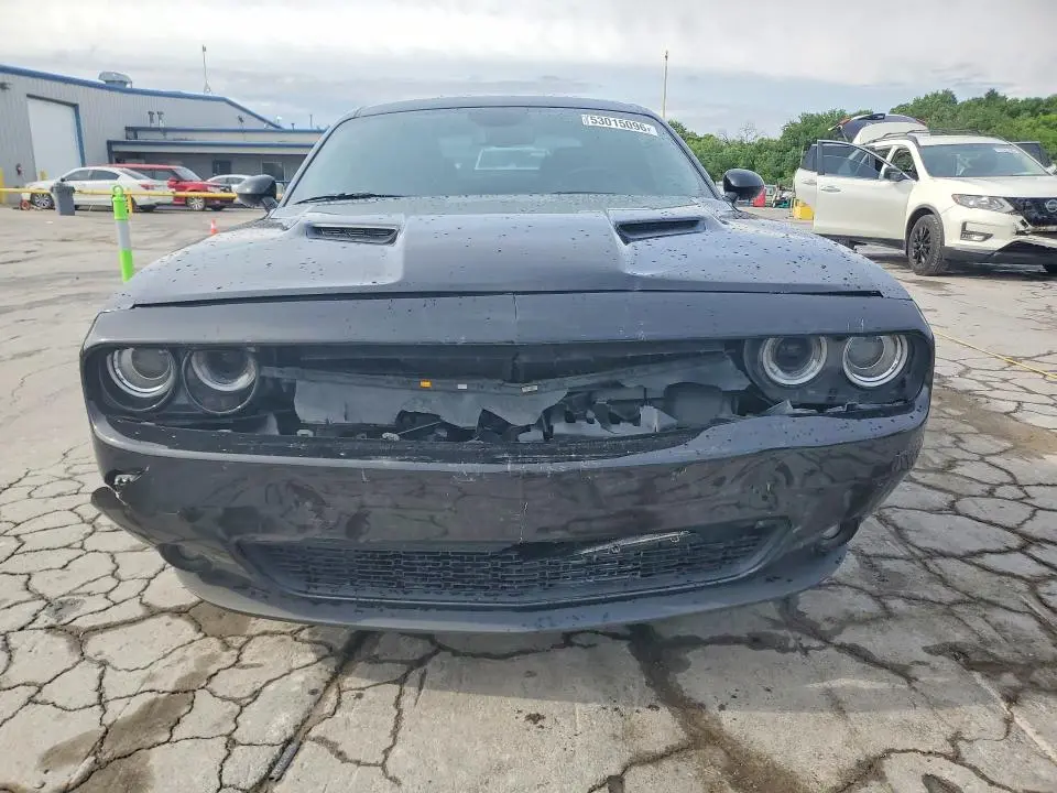 2021 DODGE CHALLENGER SXT  