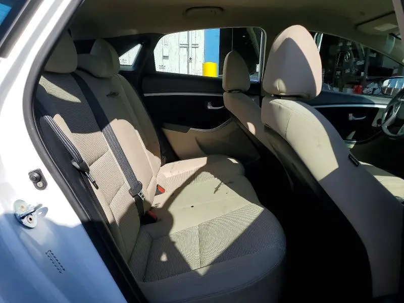 2017 HYUNDAI ELANTRA GT BASE  