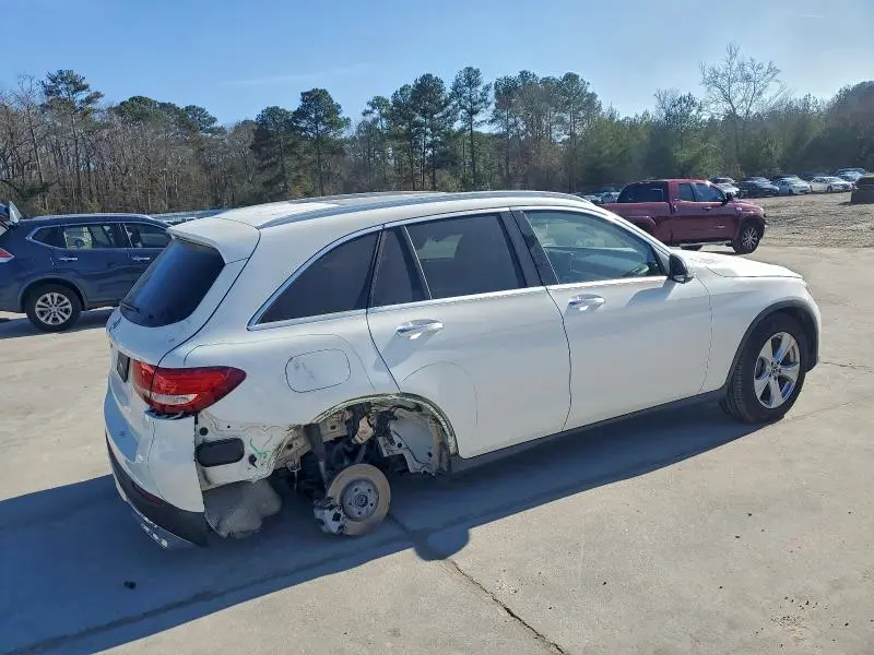 2018 MERCEDES-BENZ GLC 300  