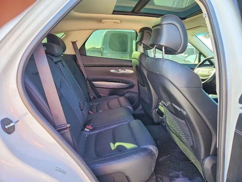 2022 GENESIS GV70 BASE  