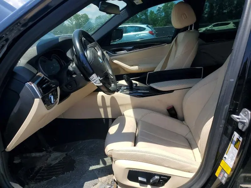 2018 BMW 530E   