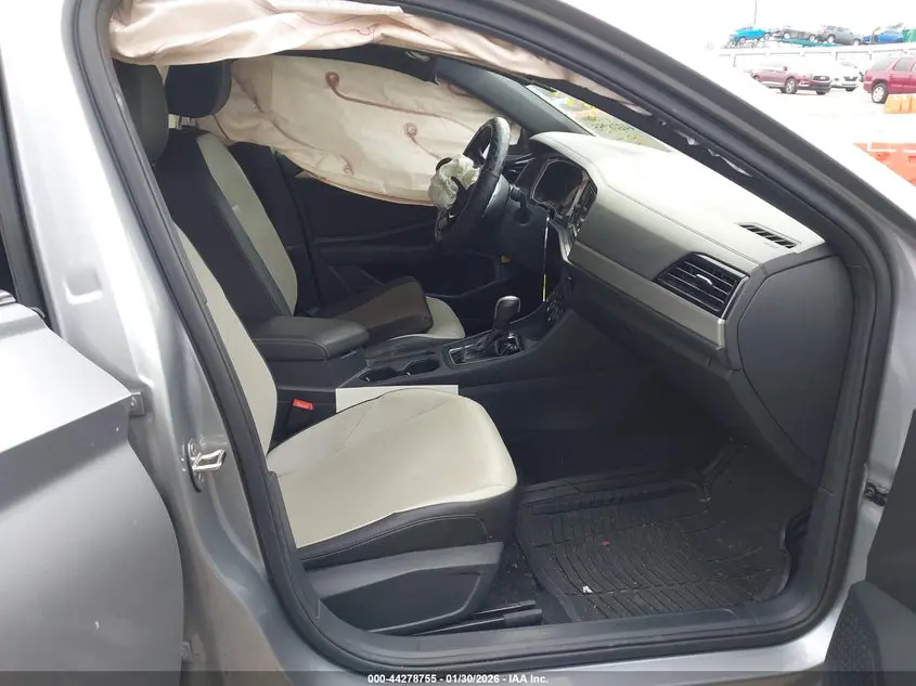 2021 VOLKSWAGEN JETTA  