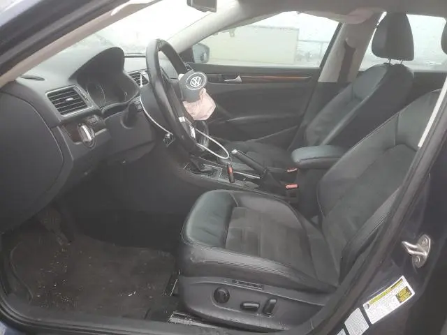 2015 VOLKSWAGEN PASSAT SEL  