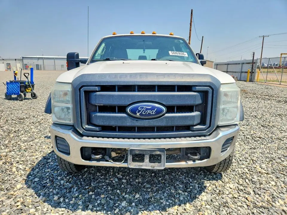 2014 FORD F550 XL