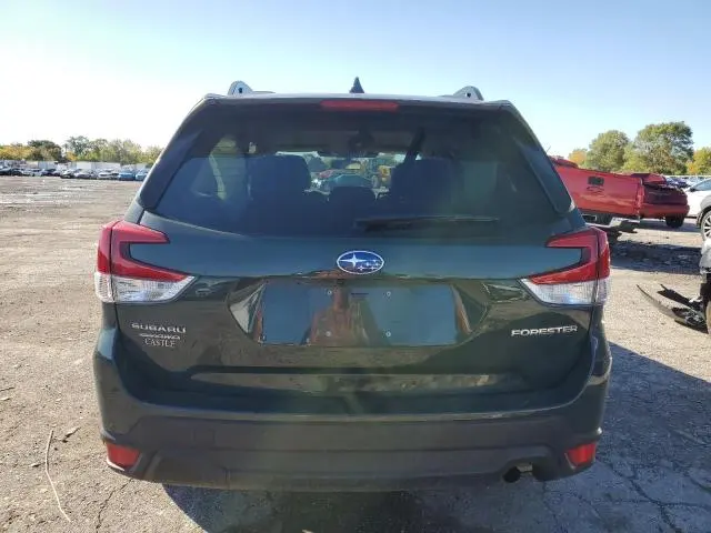 2022 SUBARU FORESTER PREMIUM  