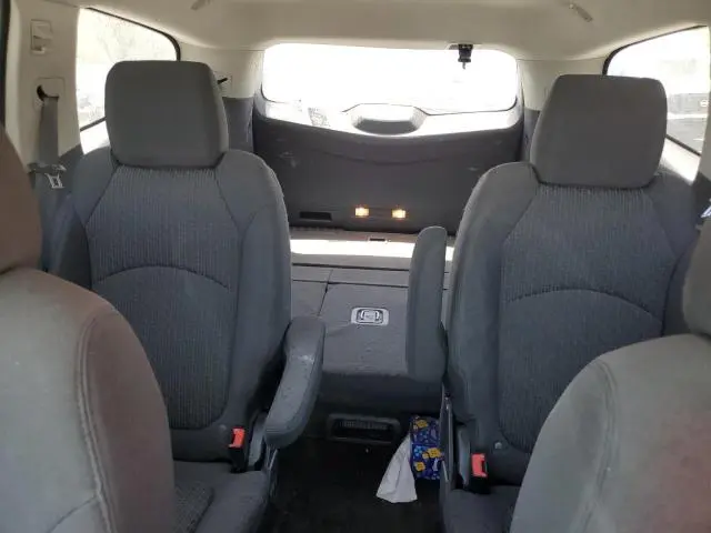 2011 CHEVROLET TRAVERSE LT  