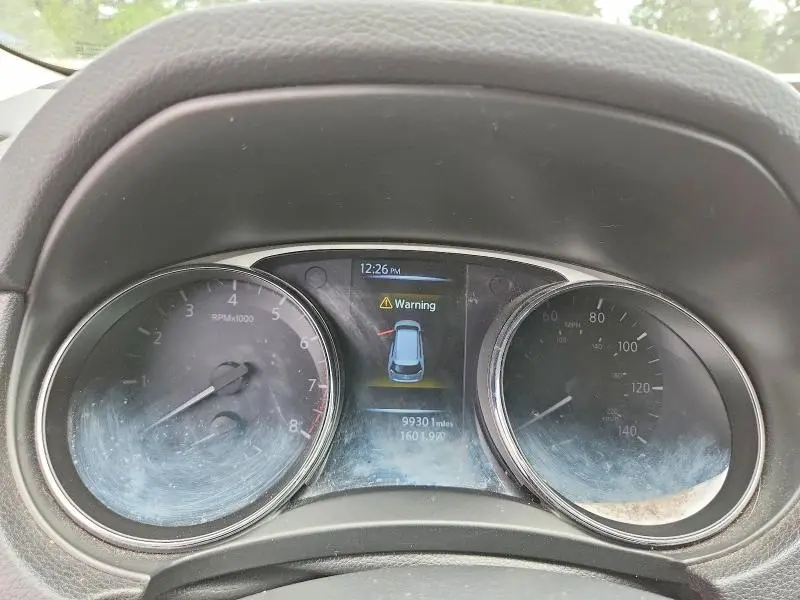 2015 NISSAN ROGUE SV  