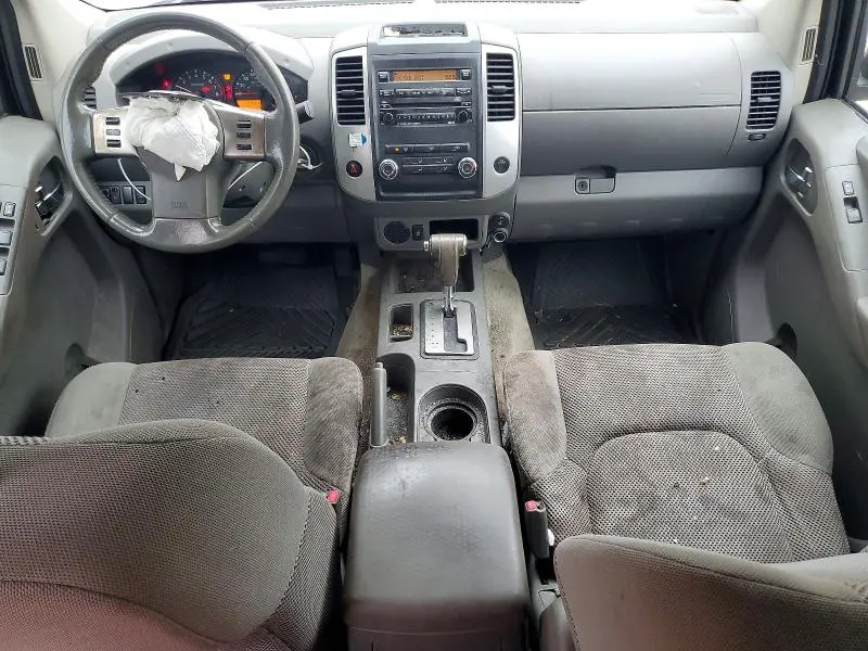 2011 NISSAN FRONTIER S  