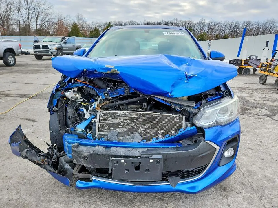 2017 CHEVROLET SONIC LT  