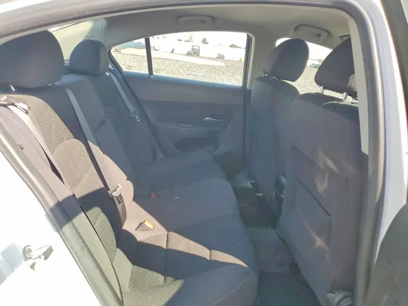2015 CHEVROLET CRUZE LT  