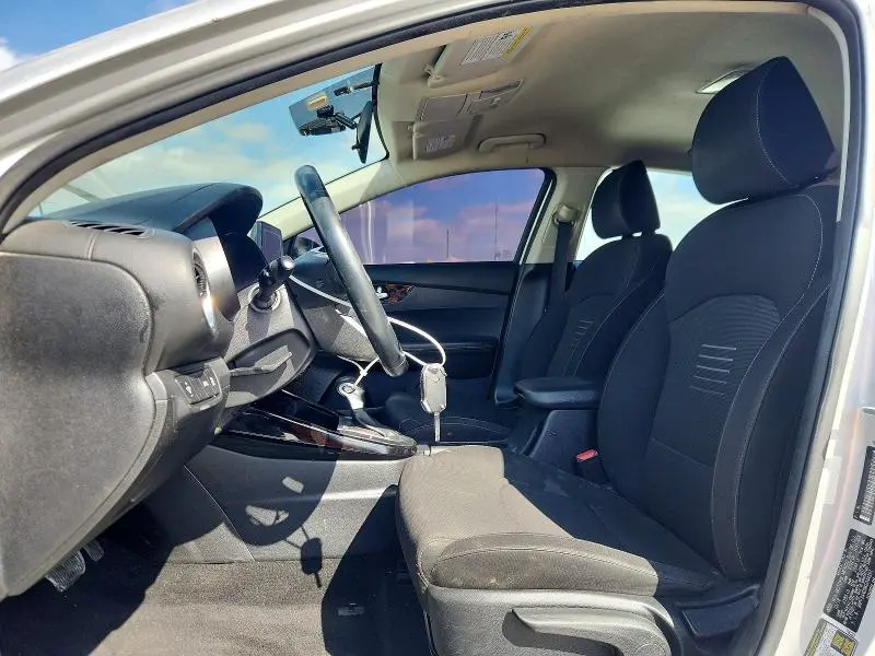 2019 KIA FORTE S  