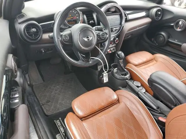 2017 MINI COOPER S