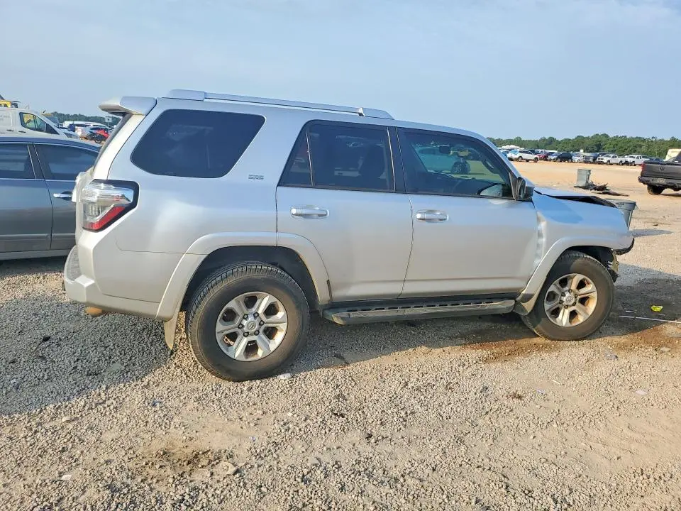 2014 TOYOTA 4RUNNER SR5  