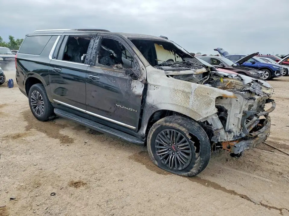 2025 GMC YUKON XL ELEVATION  