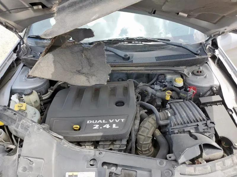 2014 CHRYSLER 200 LX  