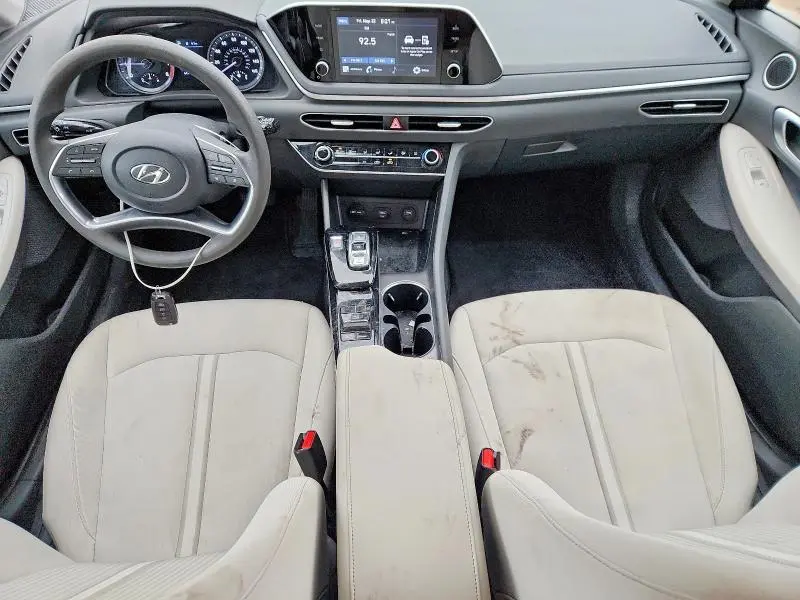 2023 HYUNDAI SONATA SE  