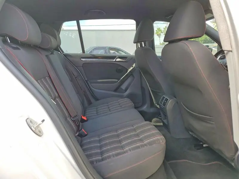2013 VOLKSWAGEN GTI   