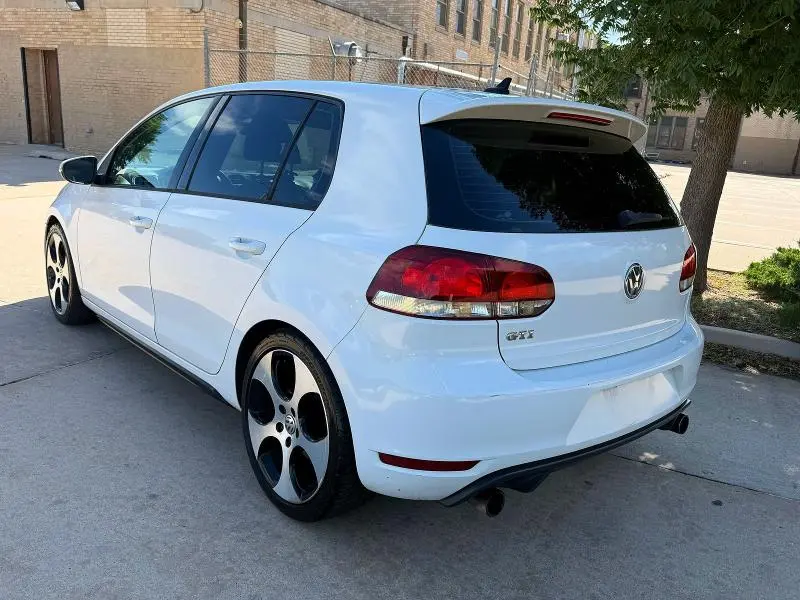 2013 VOLKSWAGEN GTI   