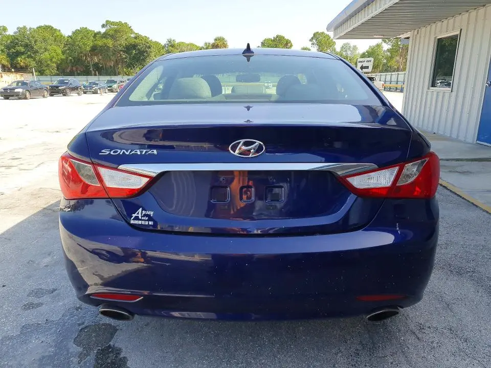 2013 HYUNDAI SONATA SE  