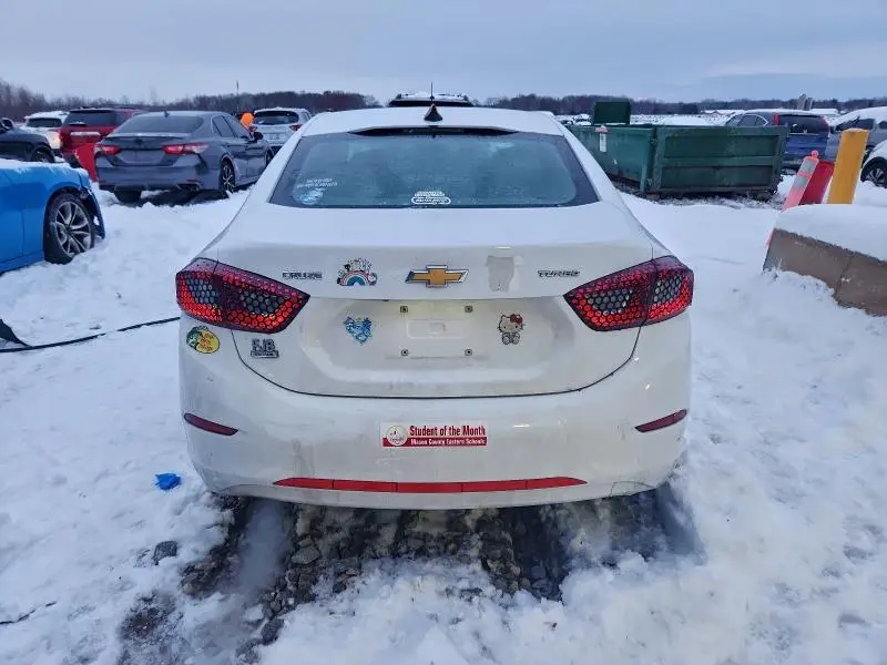 2016 CHEVROLET CRUZE LS  