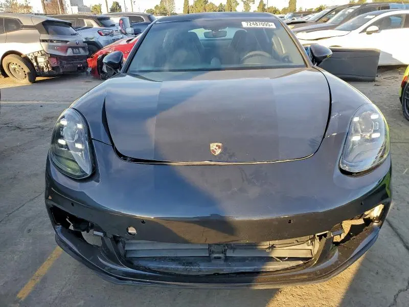 2017 PORSCHE PANAMERA 2  