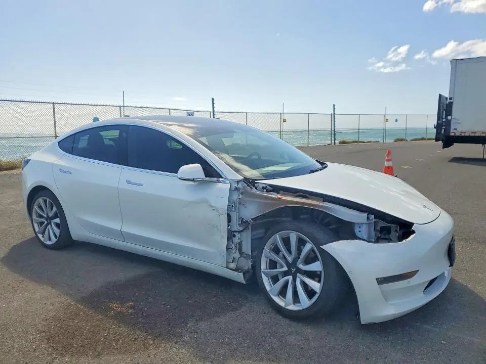 2019 TESLA MODEL 3   
