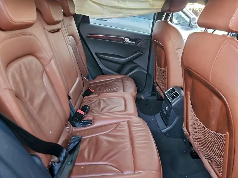 2010 AUDI Q5 PREMIUM PLUS  