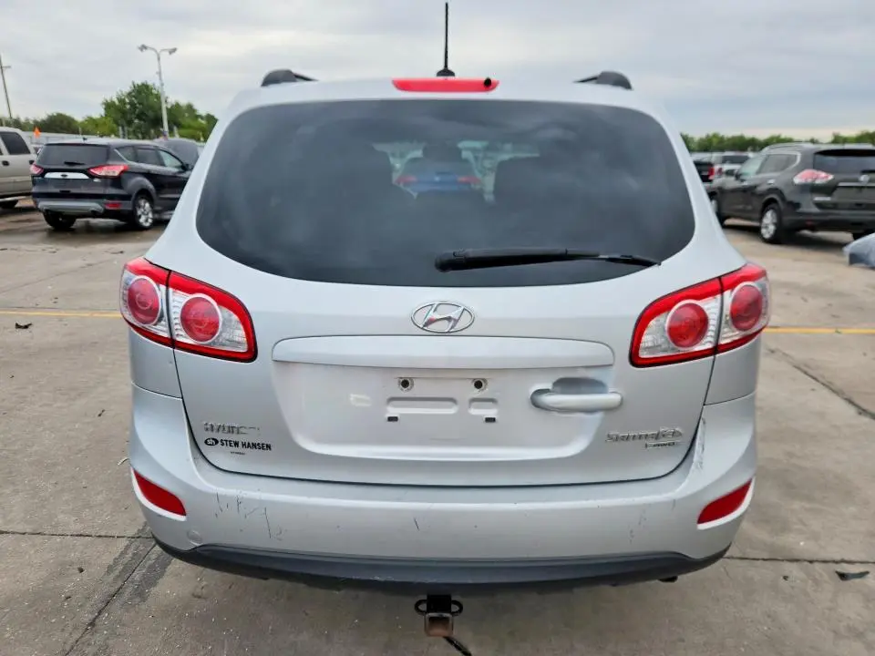 2011 HYUNDAI SANTA FE GLS  