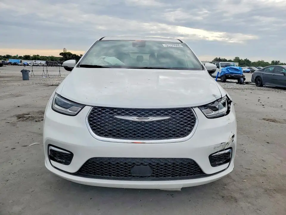 2023 CHRYSLER PACIFICA TOURING  
