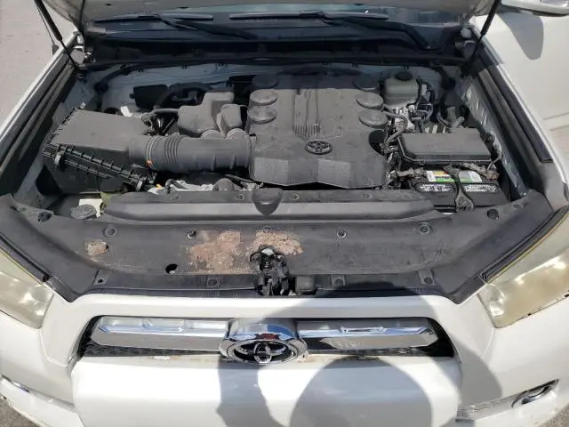 2011 TOYOTA 4RUNNER SR5  