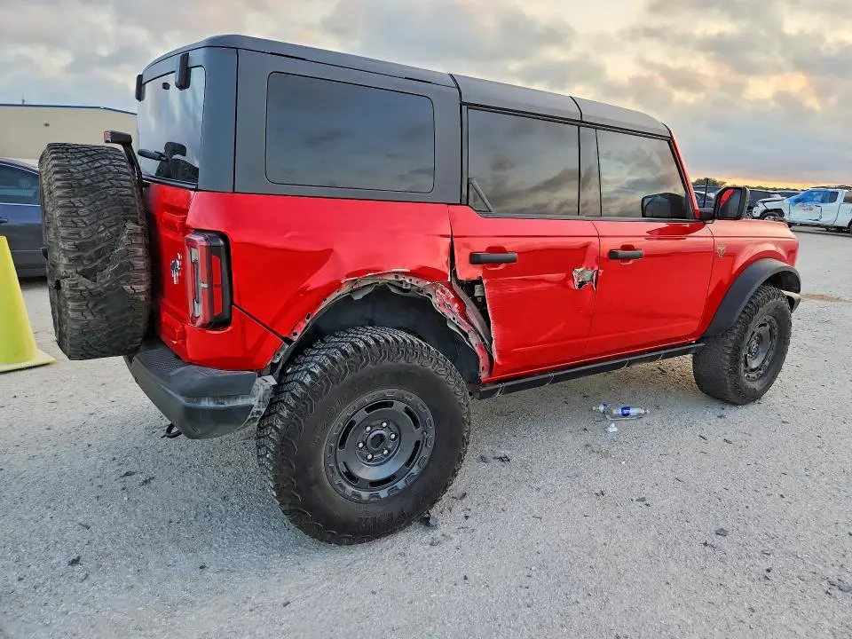 2023 FORD BRONCO BASE  