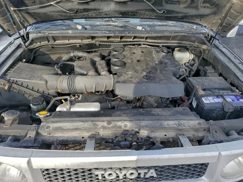 2012 TOYOTA FJ CRUISER   