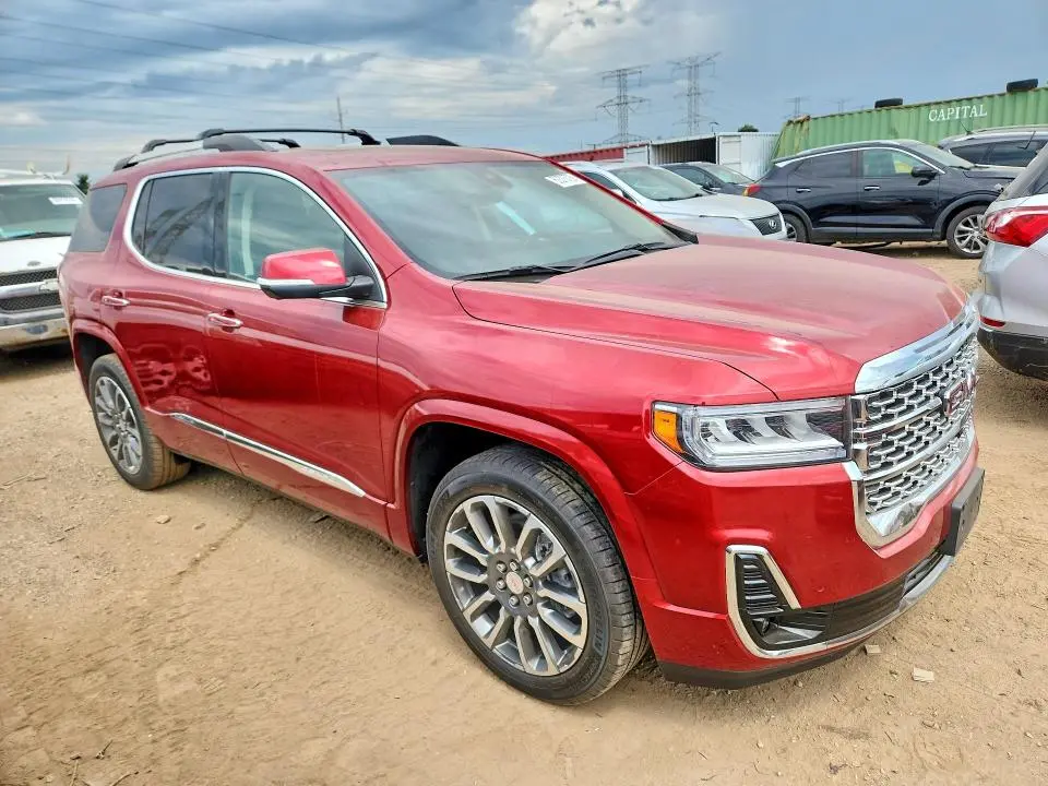 2022 GMC ACADIA DENALI  