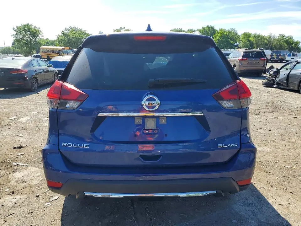 2018 NISSAN ROGUE SL  