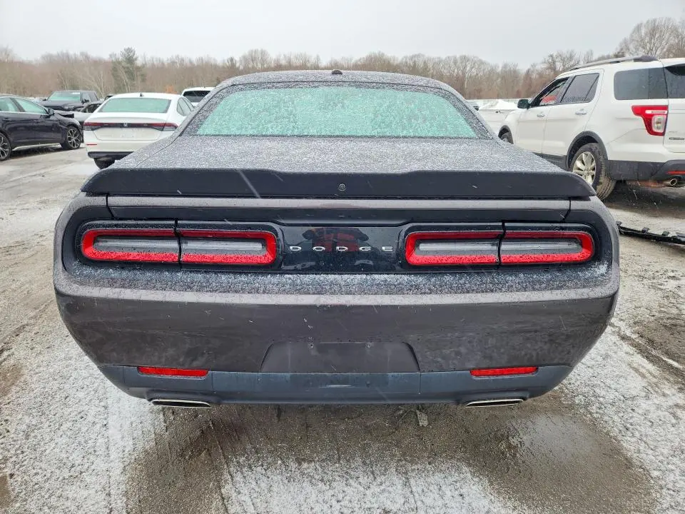 2023 DODGE CHALLENGER SXT  