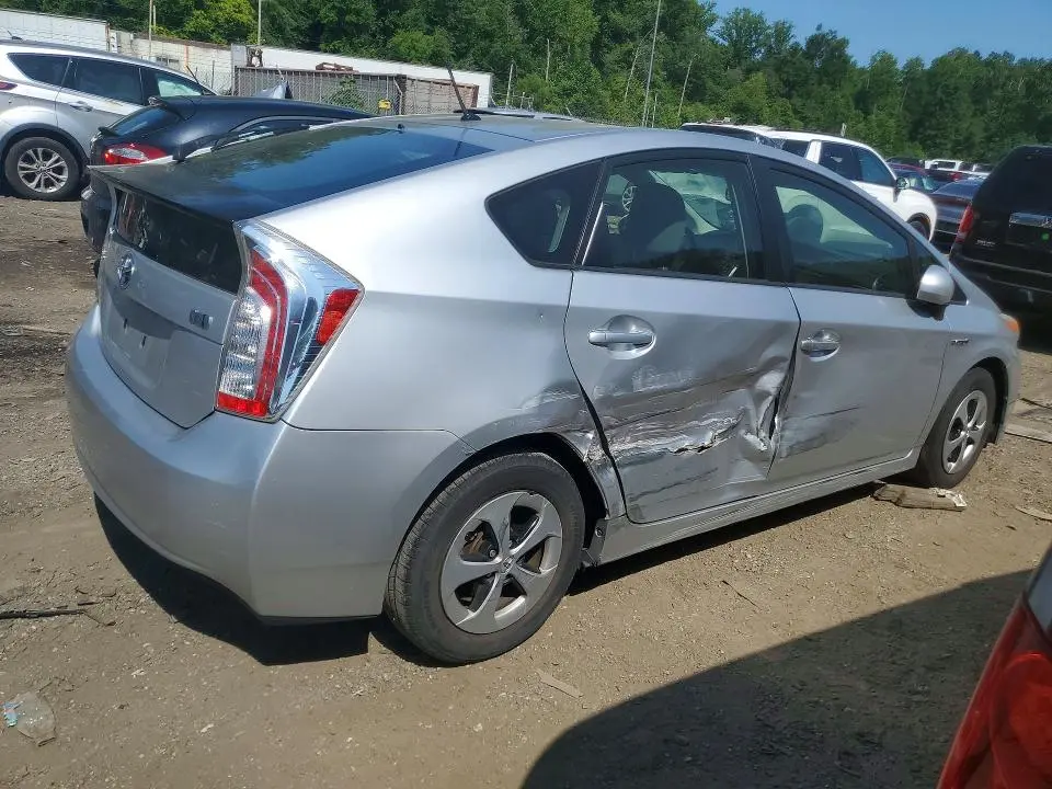 2012 TOYOTA PRIUS TWO  
