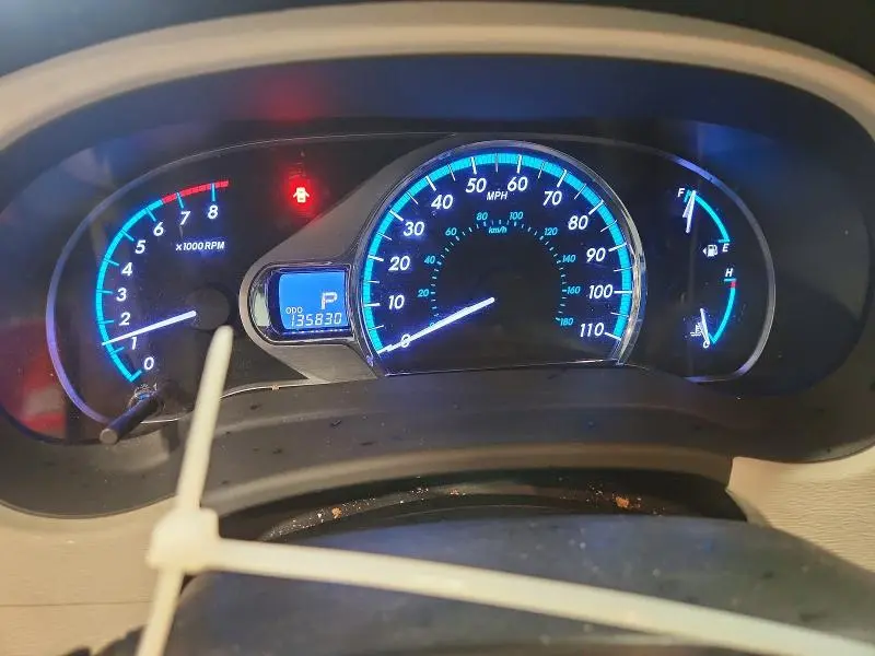 2011 TOYOTA SIENNA XLE 7 PASSENGER  