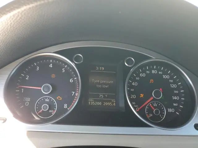 2010 VOLKSWAGEN CC LUXURY