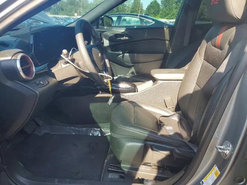 2025 CHEVROLET TRAX 2RS  