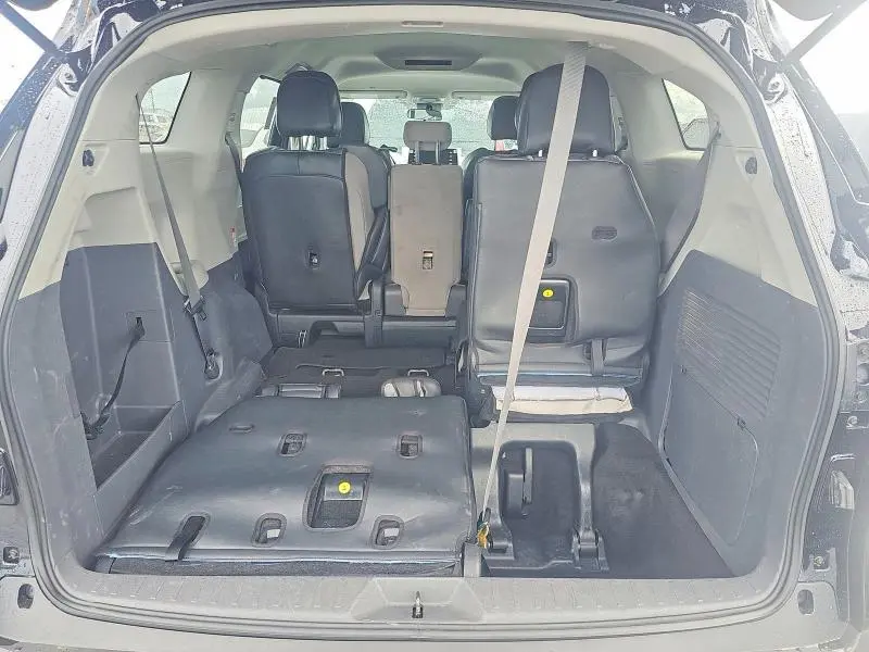 2023 TOYOTA SIENNA LE 8-PASSENGER  