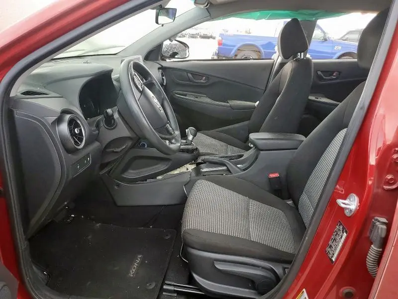 2023 HYUNDAI KONA SE  