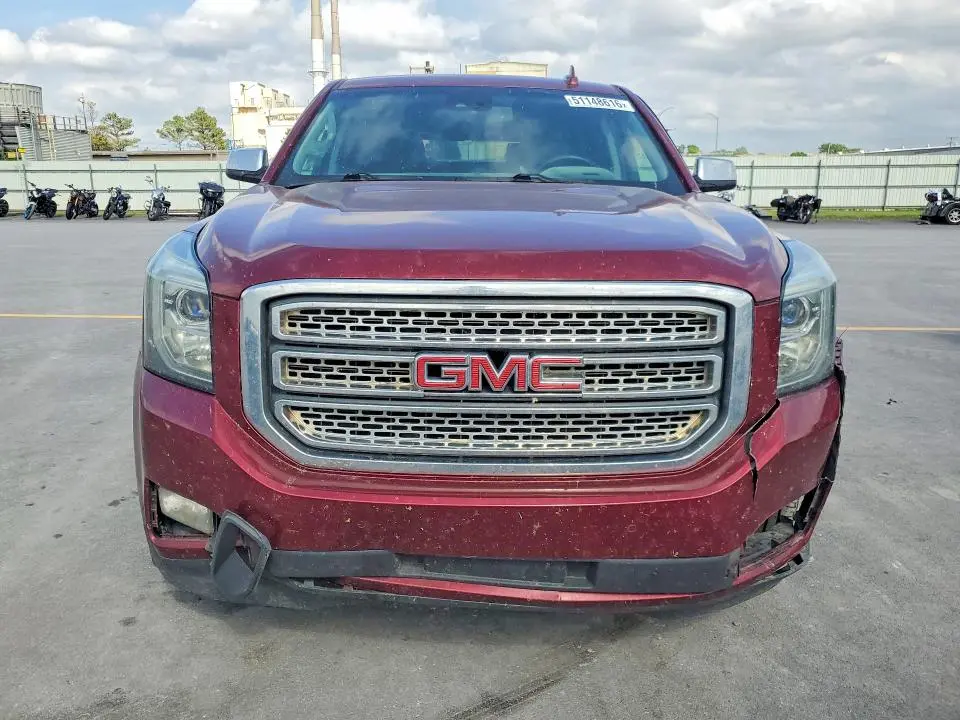 2017 GMC YUKON XL K1500 SLT  