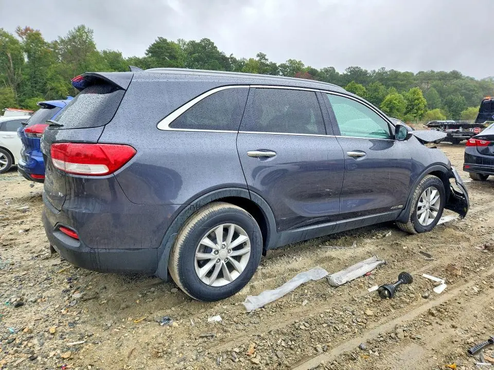 2016 KIA SORENTO LX V6  
