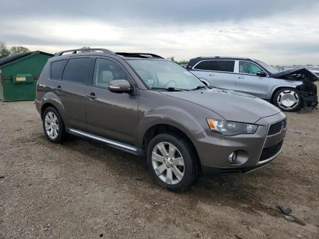 2010 MITSUBISHI OUTLANDER SE  