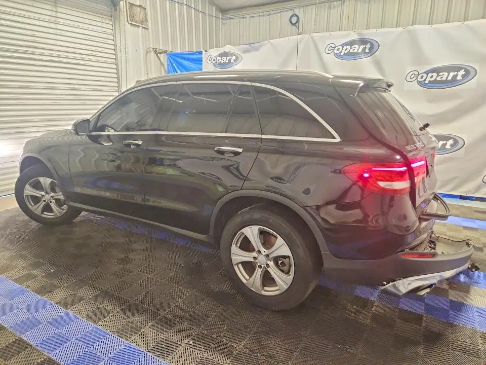 2016 MERCEDES-BENZ GLC 300  