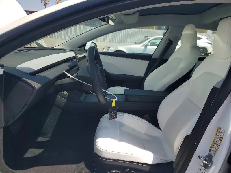 2024 TESLA MODEL 3   