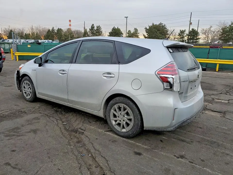 2015 TOYOTA PRIUS V   